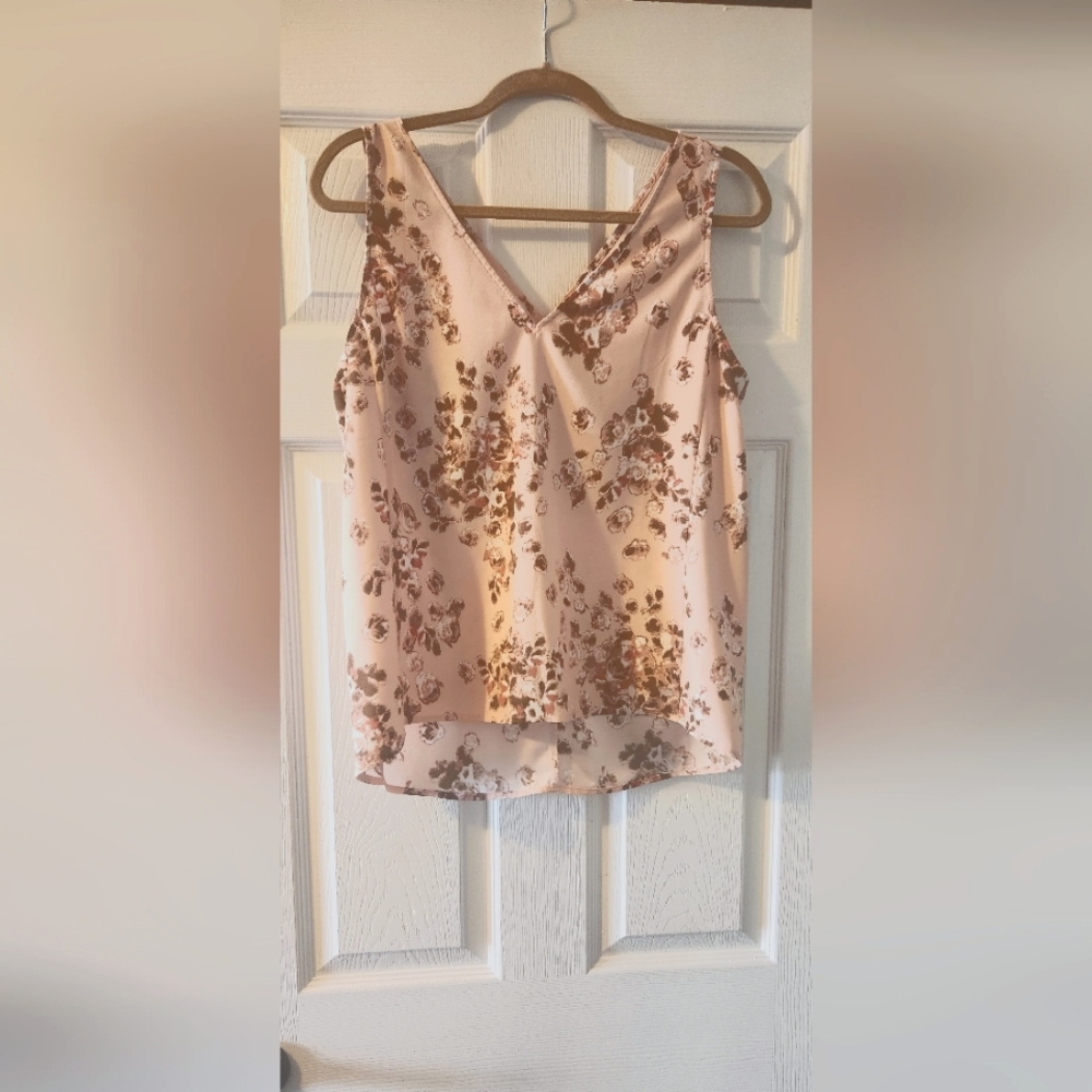 Nordstrom High Low V-neck Blouse size M